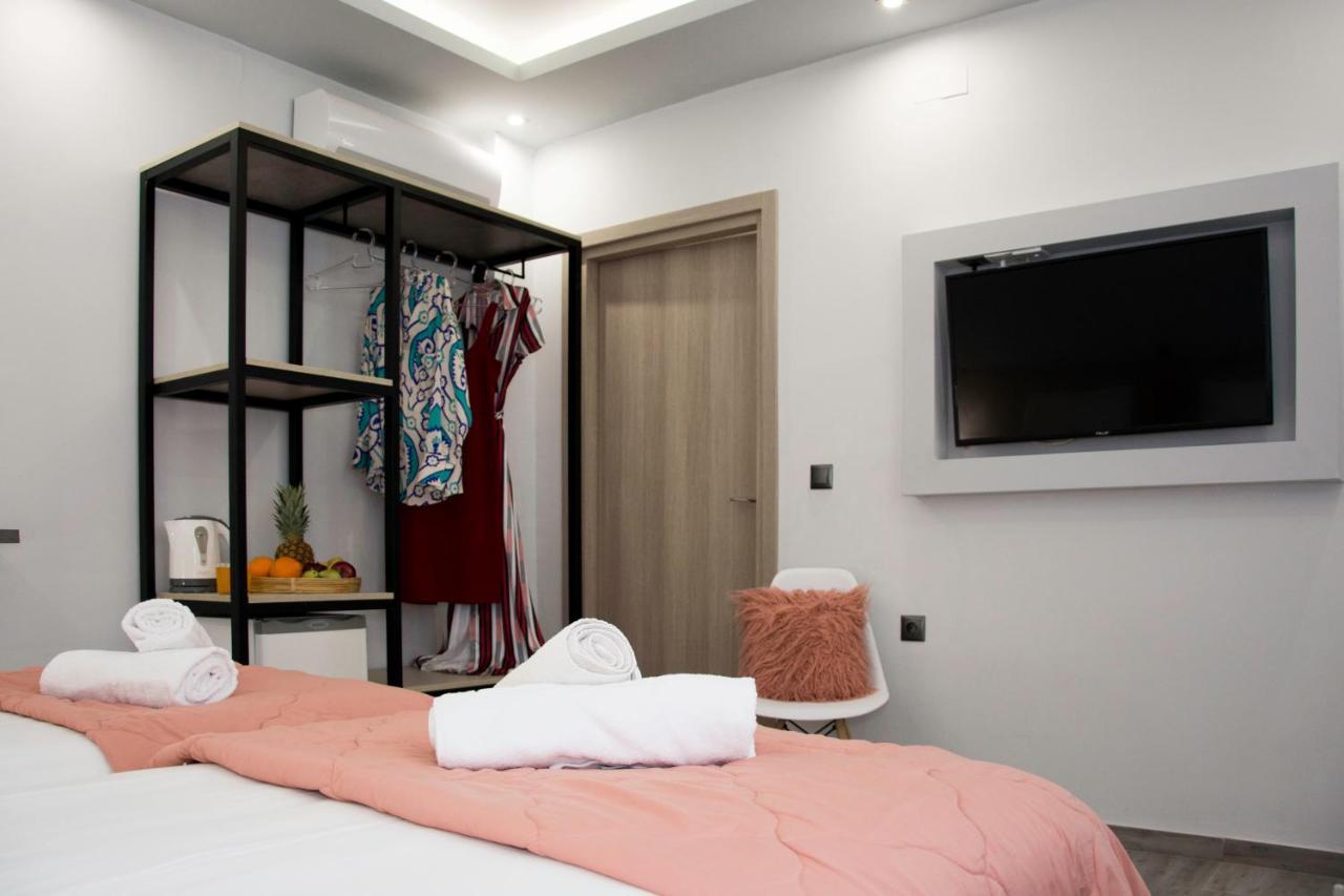 Big Max Guesthouse Kávos Buitenkant foto